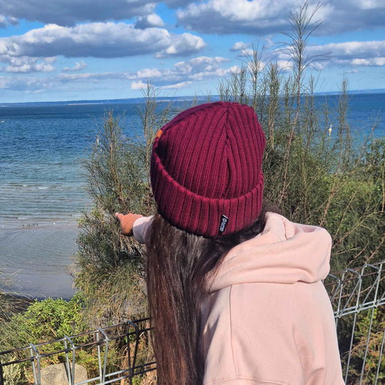 Beanie SuperYellow Beam Extra Thick Merino Wool Beanie Dark Red